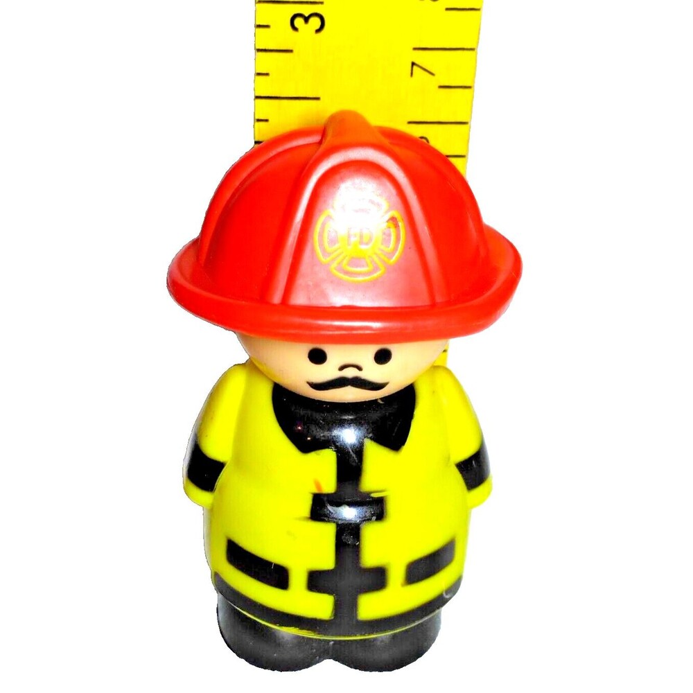 Vintage Shelcore Plastic Fireman Figure 2.75 Inches Hero Toy Figure